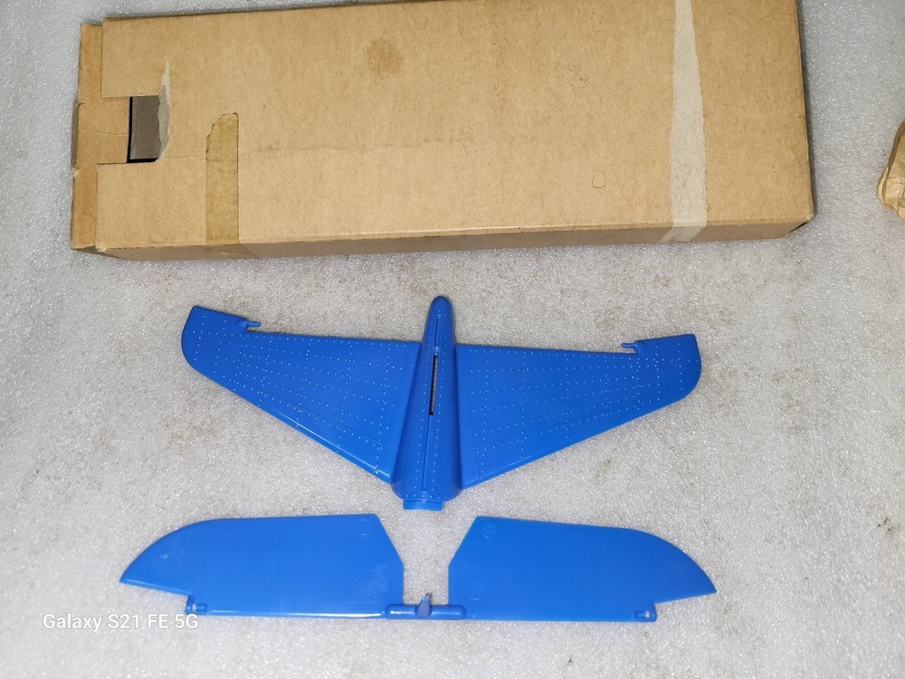 NOS Cox RC Airplane Helldiver Elevator Stabilizer Parts in Box #7021