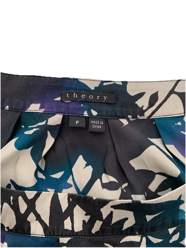 Theory Top Silk Women's Short Sleeve Floral Print Blouse Pleated Accents XS