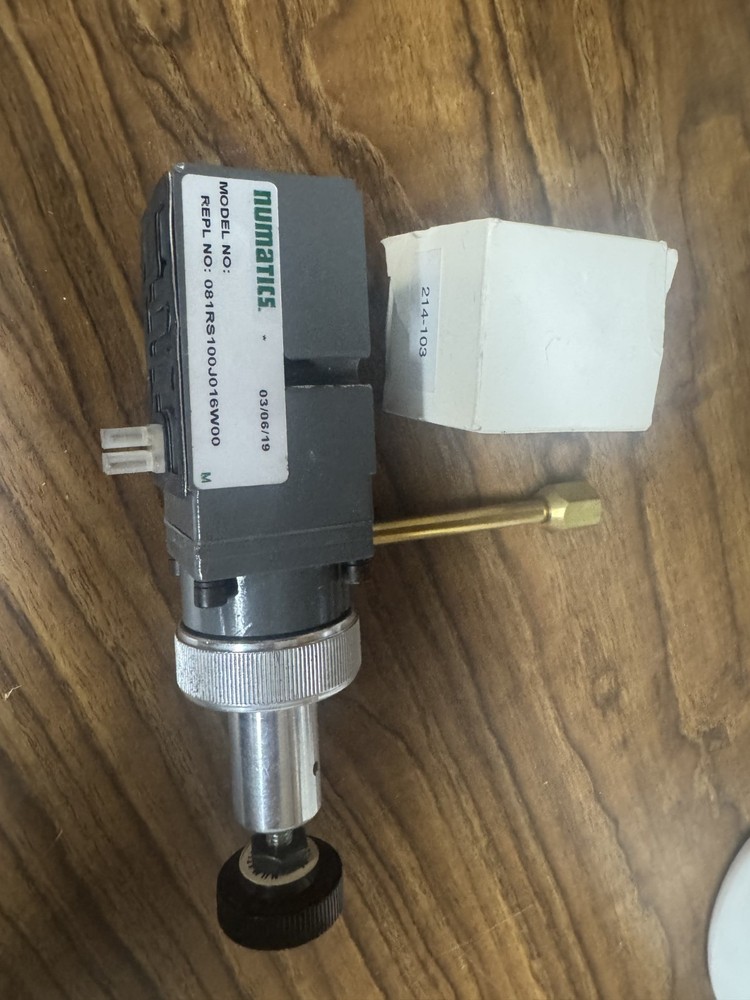 Numatics 081RS100J016W00 Valve