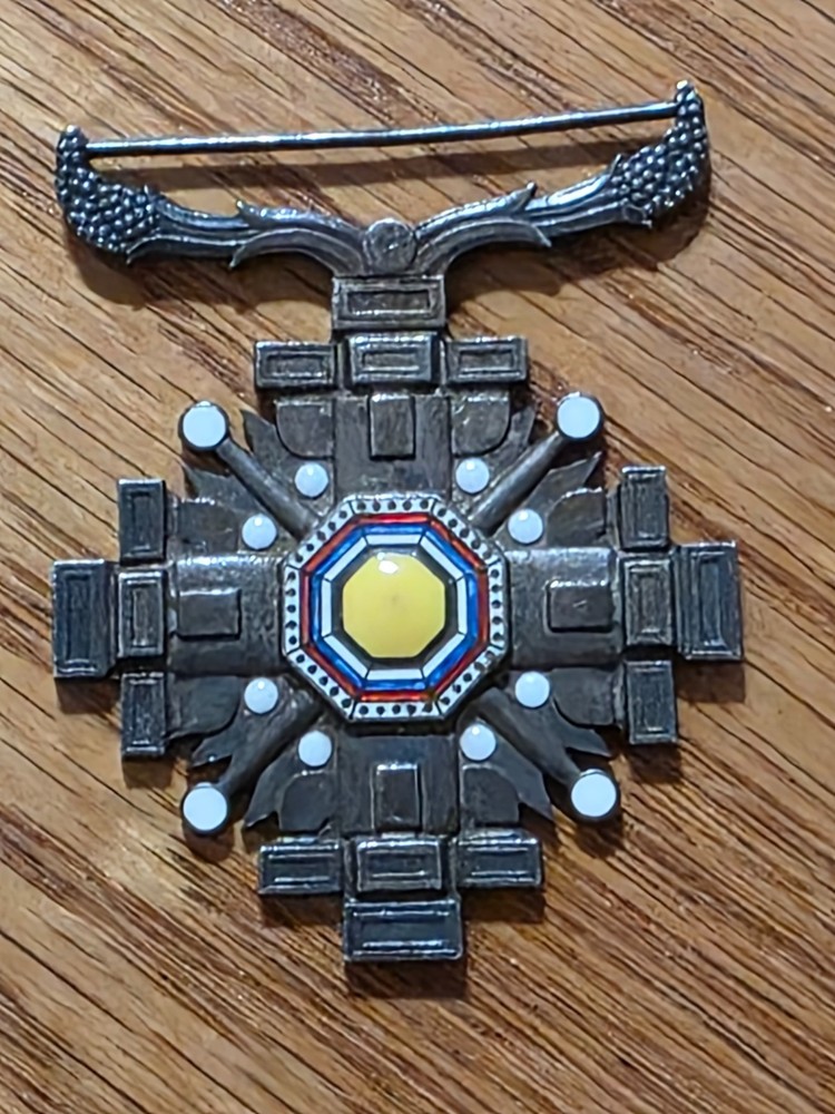 Japan Ww2 Manchuria Manchukuo Order Of Pillars Of State Silver 2