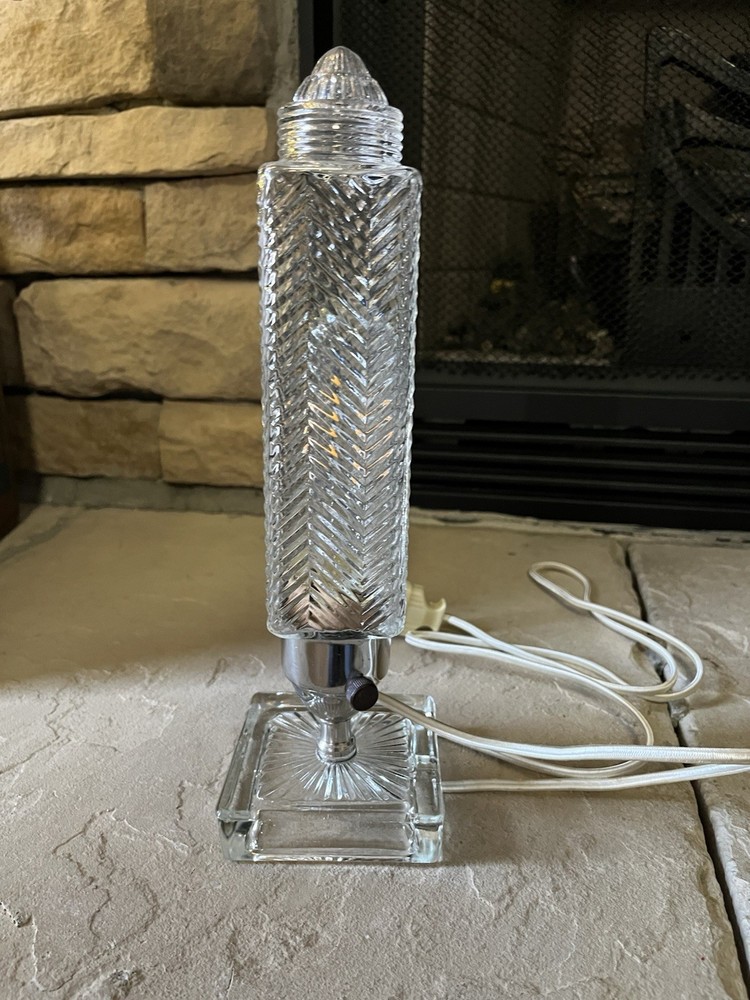 1930s Art Deco Skyscraper Lamp