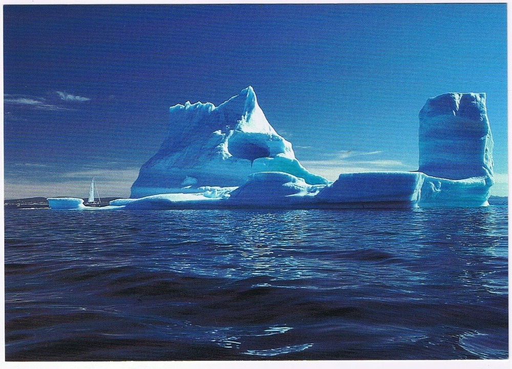 Postcard Iceberg Newfoundland & Labrador 4 3/4 x 6 3/4