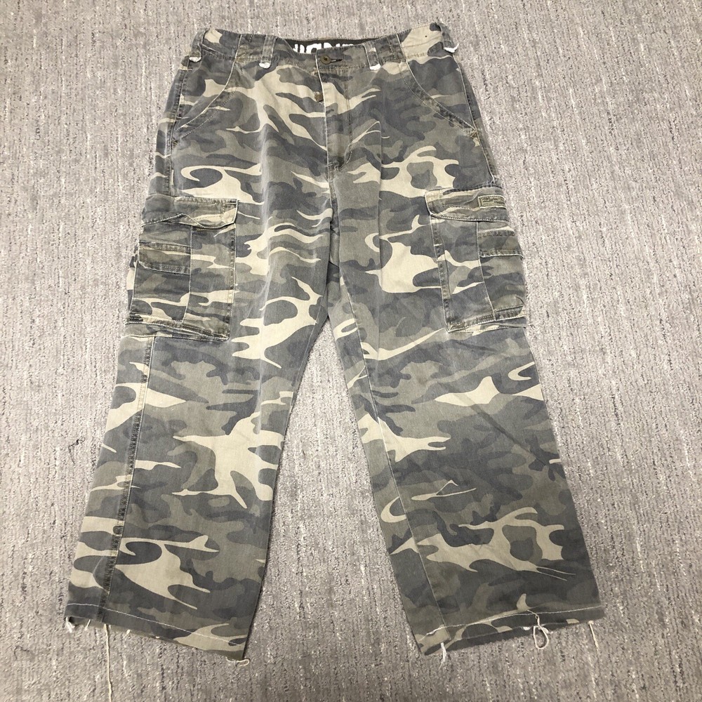 Vintage Y2K Union Bay Camo Cargo Pants Men’s Size 34x25 Green Baggy Skater