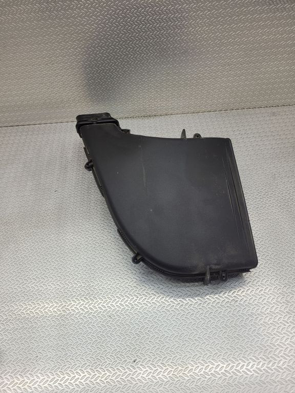 Volvo V40 Cross Country 2015 Diesel 140kW Air Intake Duct Part 31338658 SVJ20032