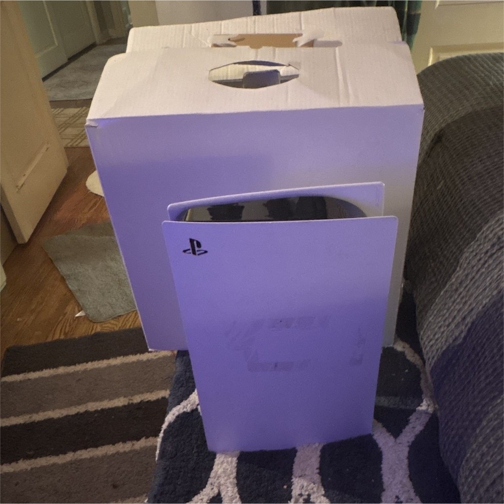 Sony PlayStation 5 Console Disk Browsing Original Box. Repair/parts