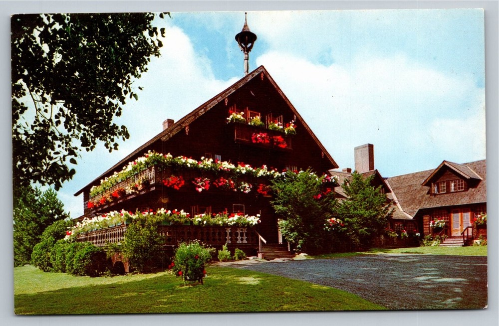Vintage Trapp Family Lodge Stowe Vermont Postcard Color Photo