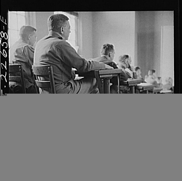 Photo:Charlottesville Virginia 1910s Officers Attending Lecture Classroom