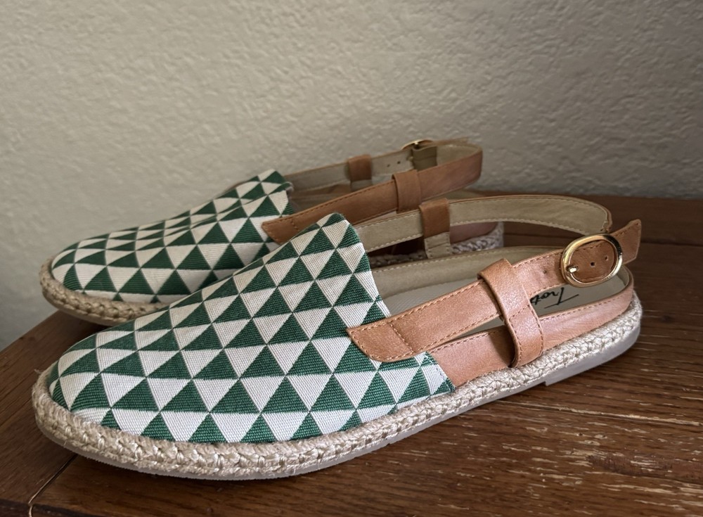 W Sz.11W  Grn/Wht Trotters Paisley Canvas Espadrilles Sling Back Flats Beachy