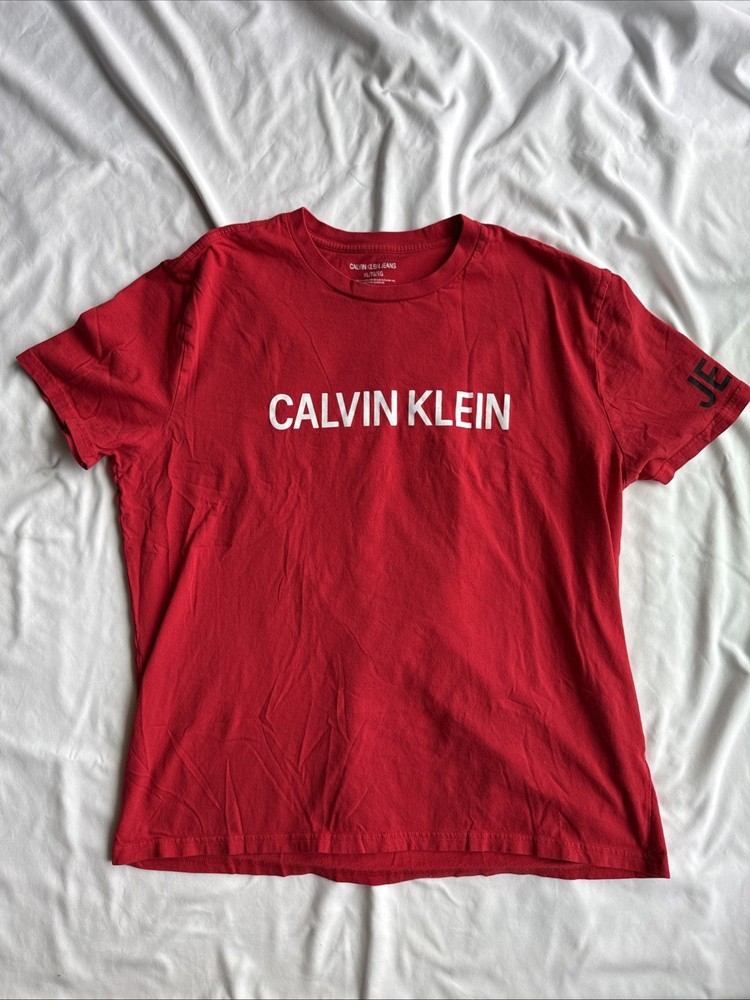 Calvin Klein Tshirt Red and White Short Sleeve Size XL