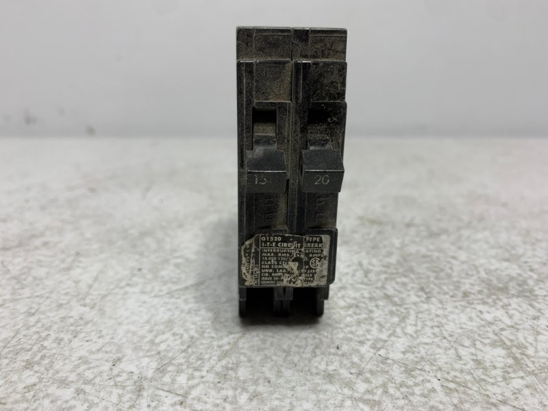 Siemens Q1520 Circuit Breaker 15/20A 120/240V Tandem