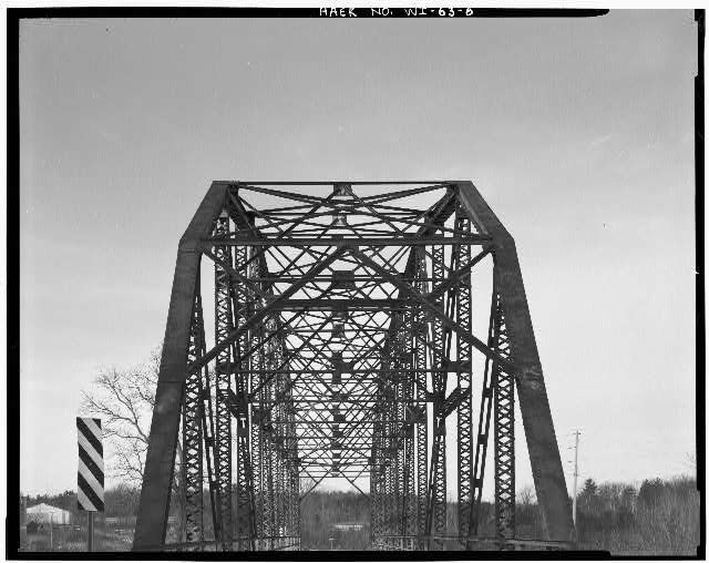 6. VIEW BRIDGE, SHOWING PORTAL STRUT, LOOKING NORTHWEST - Lynch Bridge,