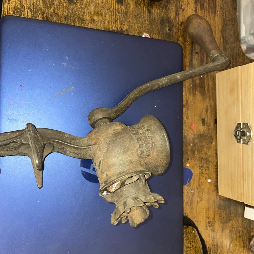 Old Fashion Grinder