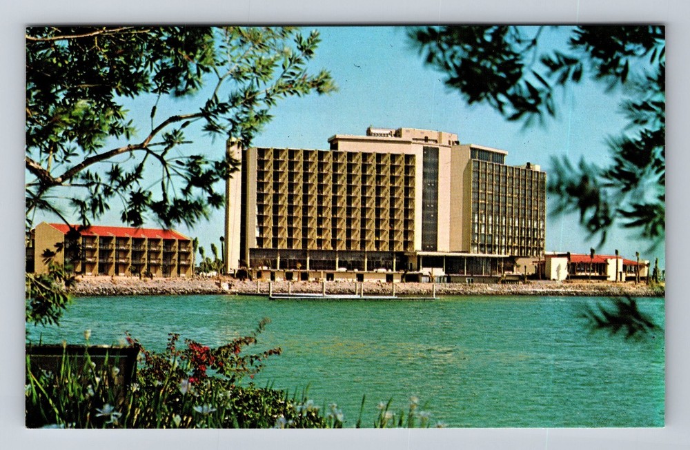 San Diego CA-California Sheraton Harbor Island Hotel Vintage Postcard