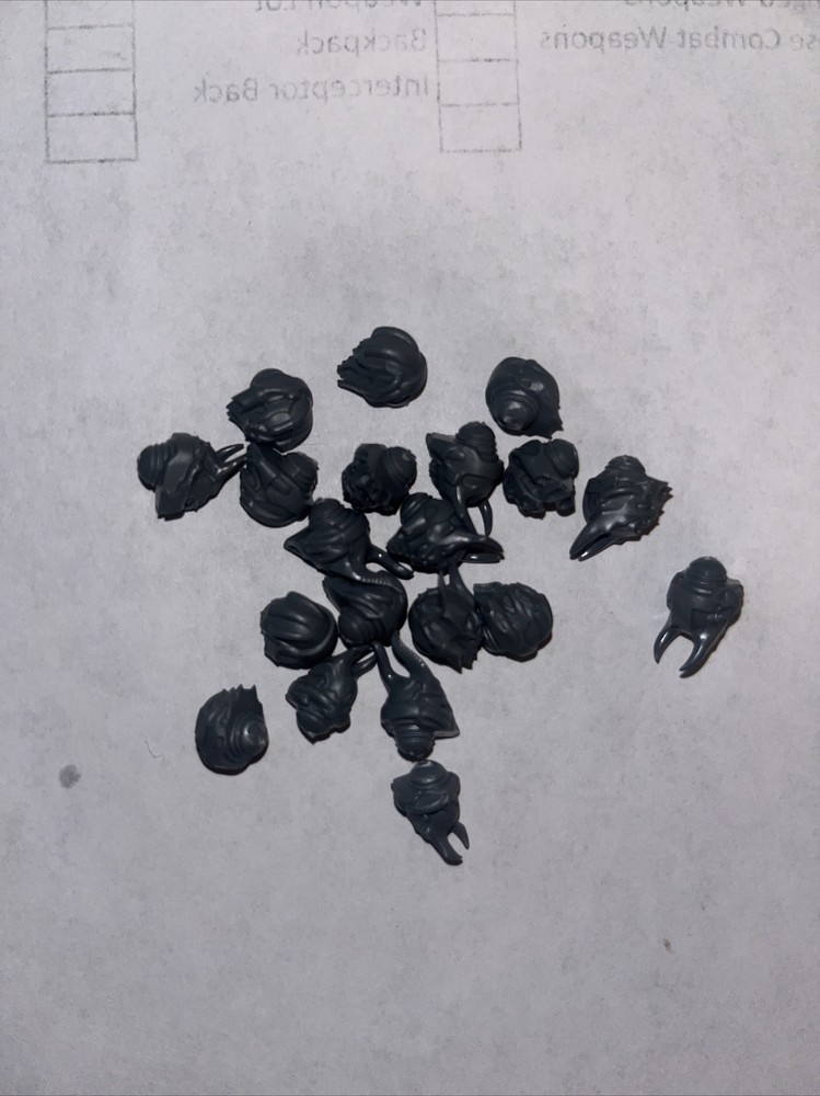 Warhammer 40k Chaos Space Marines Raptors, Warptalons Heads x20, Head Bit Lot