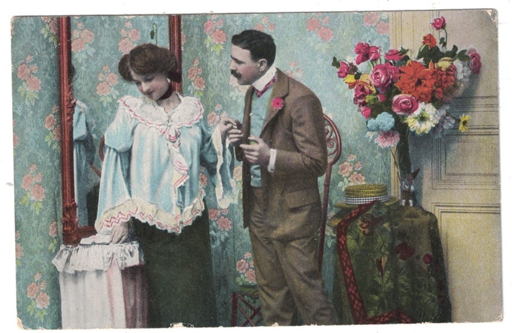 ANTIQUE 1910 LOVELY VICTORIAN COUPLE ROMANCE POSTCARD