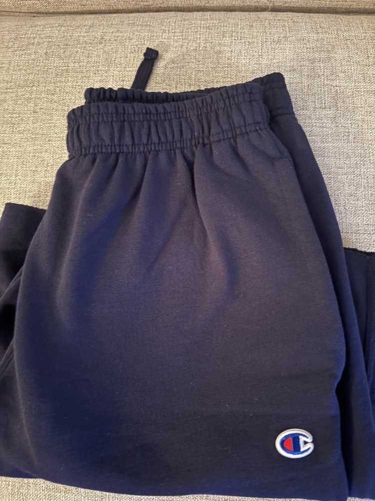 Champion Men’s Shorts Medium Navy with Logo  Drawstring  Cotton Polyester NWOT