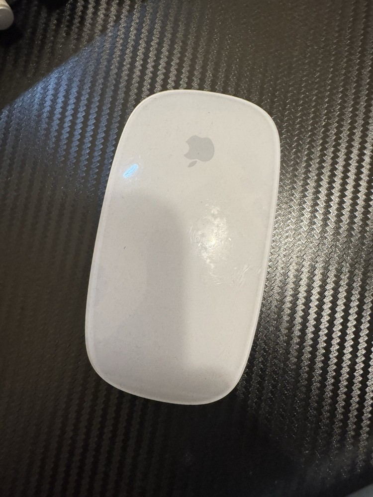Apple Magic Mouse Wireless Multi-Touch Bluetooth MB829LL/A