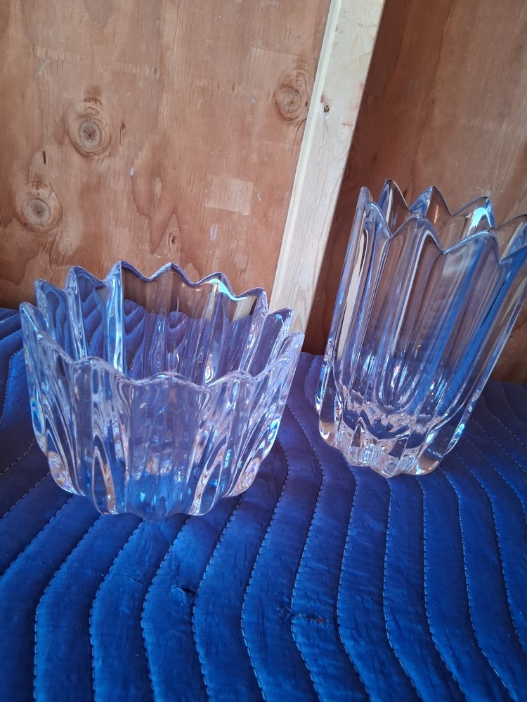 Orrefors Sweden Signed Crystal Tulip Vase 8