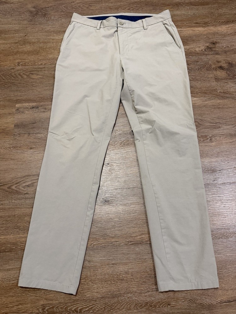 Vineyard Vines Men's Beige On-The-Go Performance Pants, Size 34 X 32