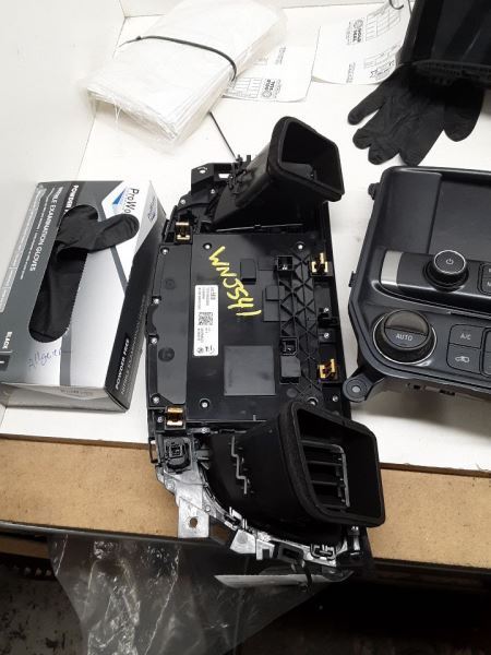 Audio Equipment Radio Control Panel Integral Display Fits 17-18 LACROSSE 3599486