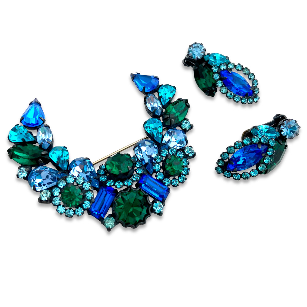 Vintage 1960s Signed WEISS Blue Green Halo Rhinestone Wreath Brooch Earrings Set