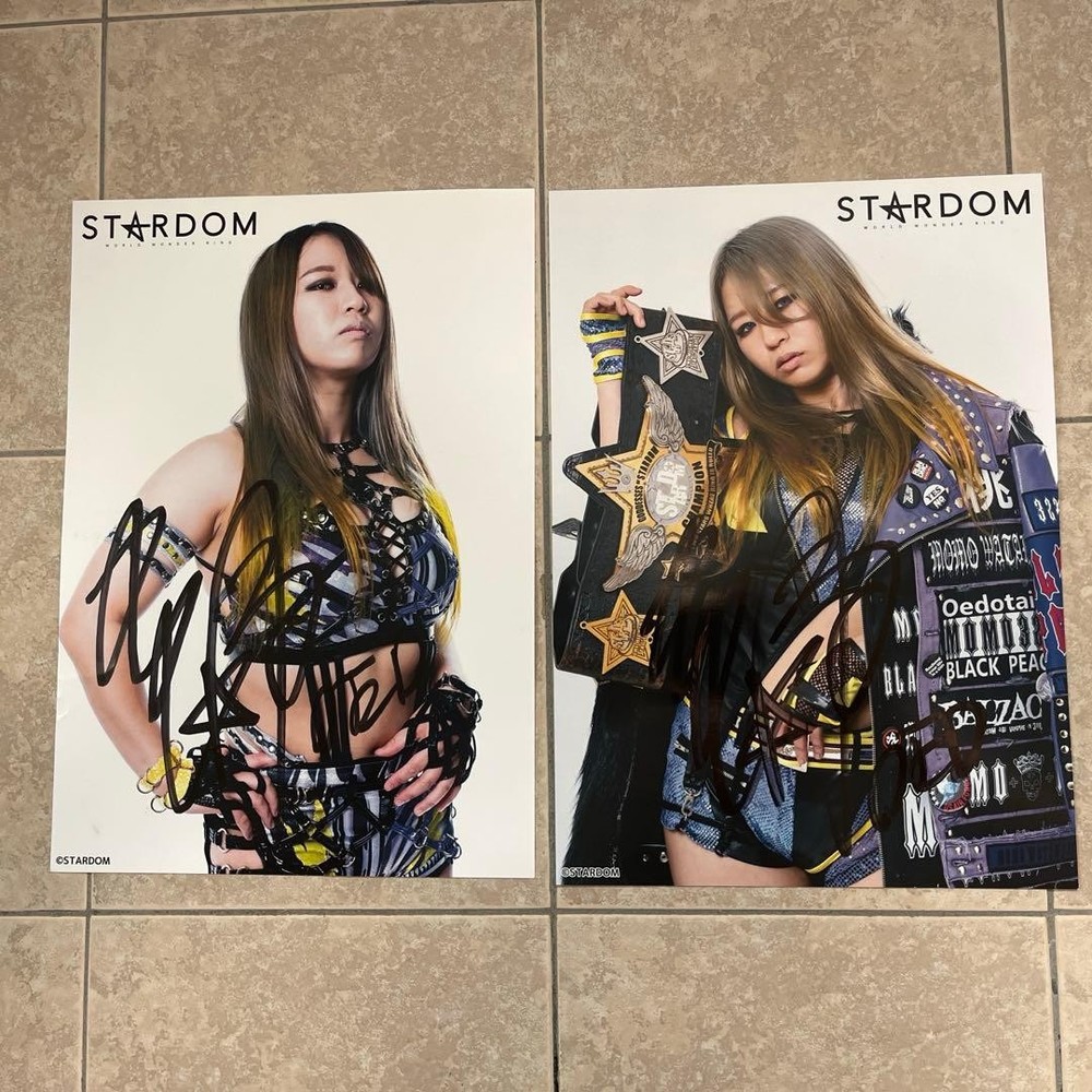 STARDOM Watanabe Momoe Autographed Portrait Set Wrestling Signed Photo