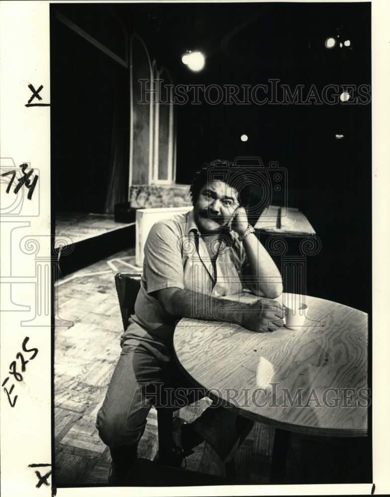 1982 Press Photo Avery Schreiber in 