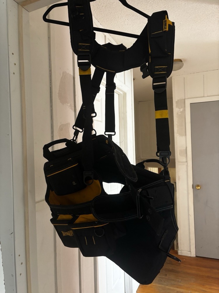 DEWALT Adjustable Tool Belt Suspension Rig, Padded Straps, Black/Yellow