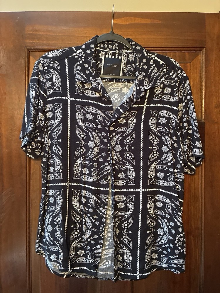 Cactus Man Ricky Singh Men's L Short Sleeve Paisley Button-Up Shirt Black/White