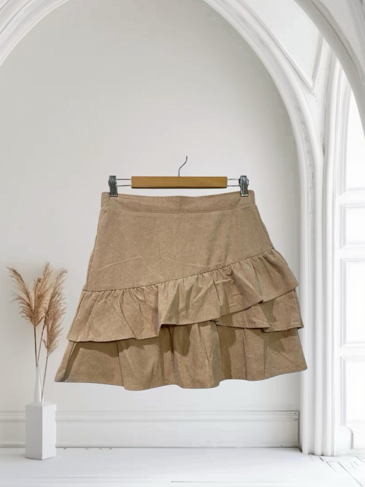 New In Corduroy Mini Skirt Women’s Size Medium Ruffle Lightweight Boho Chic