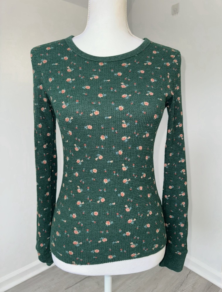 American Eagle Green Floral Waffle Knit Long Sleeve Top Women’s Small