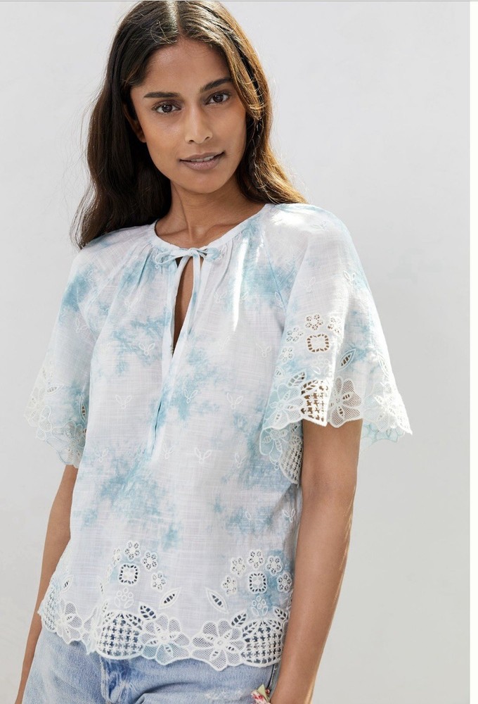 Anthropologie Embroidered Tie Dye Top Blue Motif Size S Boho White Cotton