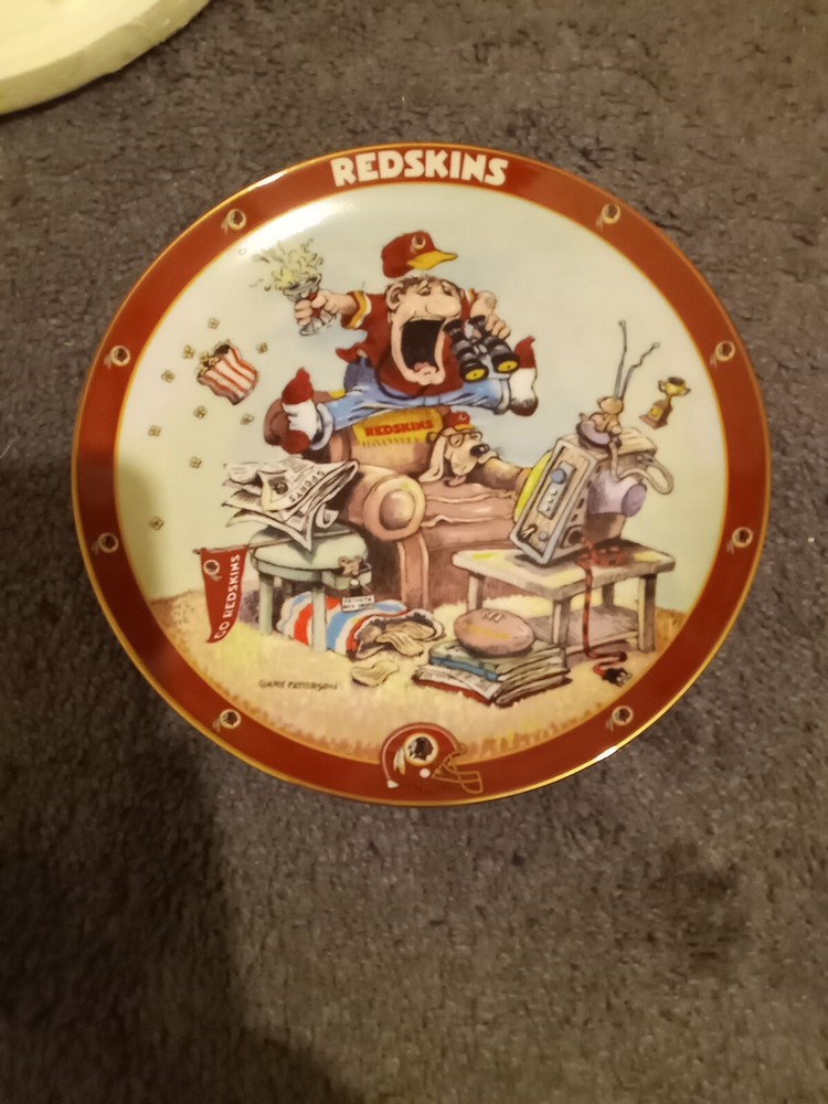 The Washington Redskins Danbury Mint Fan Plate Collection Limited Edition