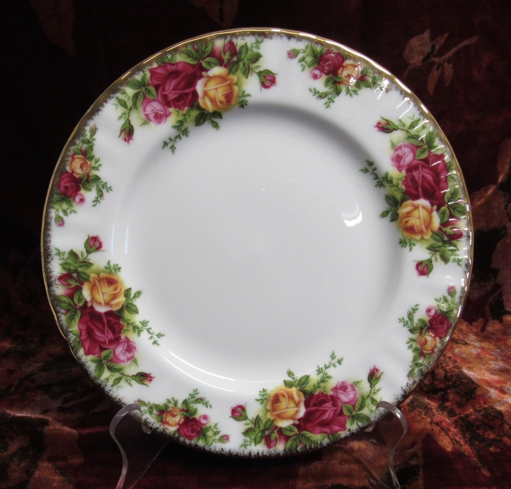 Royal Albert Old Country Roses Dessert Plate - Made in England - EUC