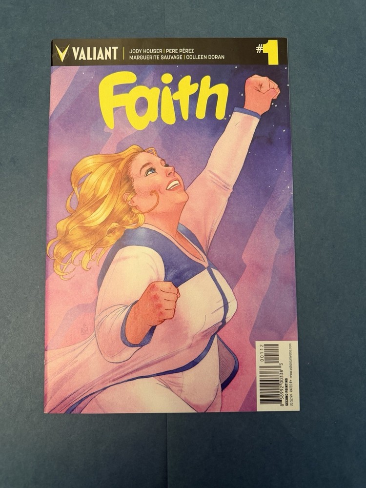 Faith #1 Valiant Comic Book (Sauvage, Houser, Pérez, Doran)