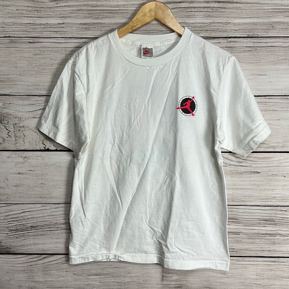 Vintage 90s Air Jordan Flight Club NBA Chicago Bulls Nike Tee Shirt USA Made S