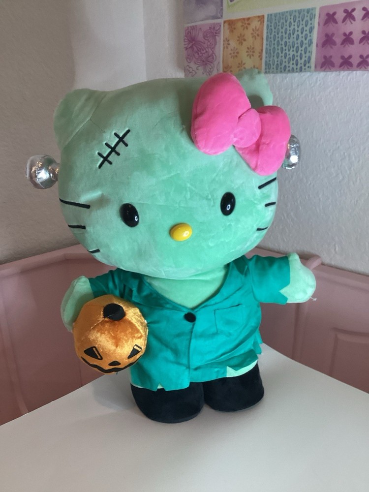 Hello Kitty Sanrio Halloween Frankenstein Greeter 18”Large Plush W Pumpkin