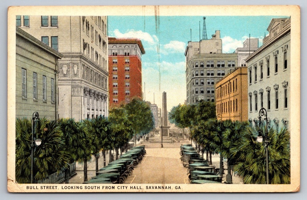 Postcard Bull Street, Looking South from City Hall, Savannah Georgia USA