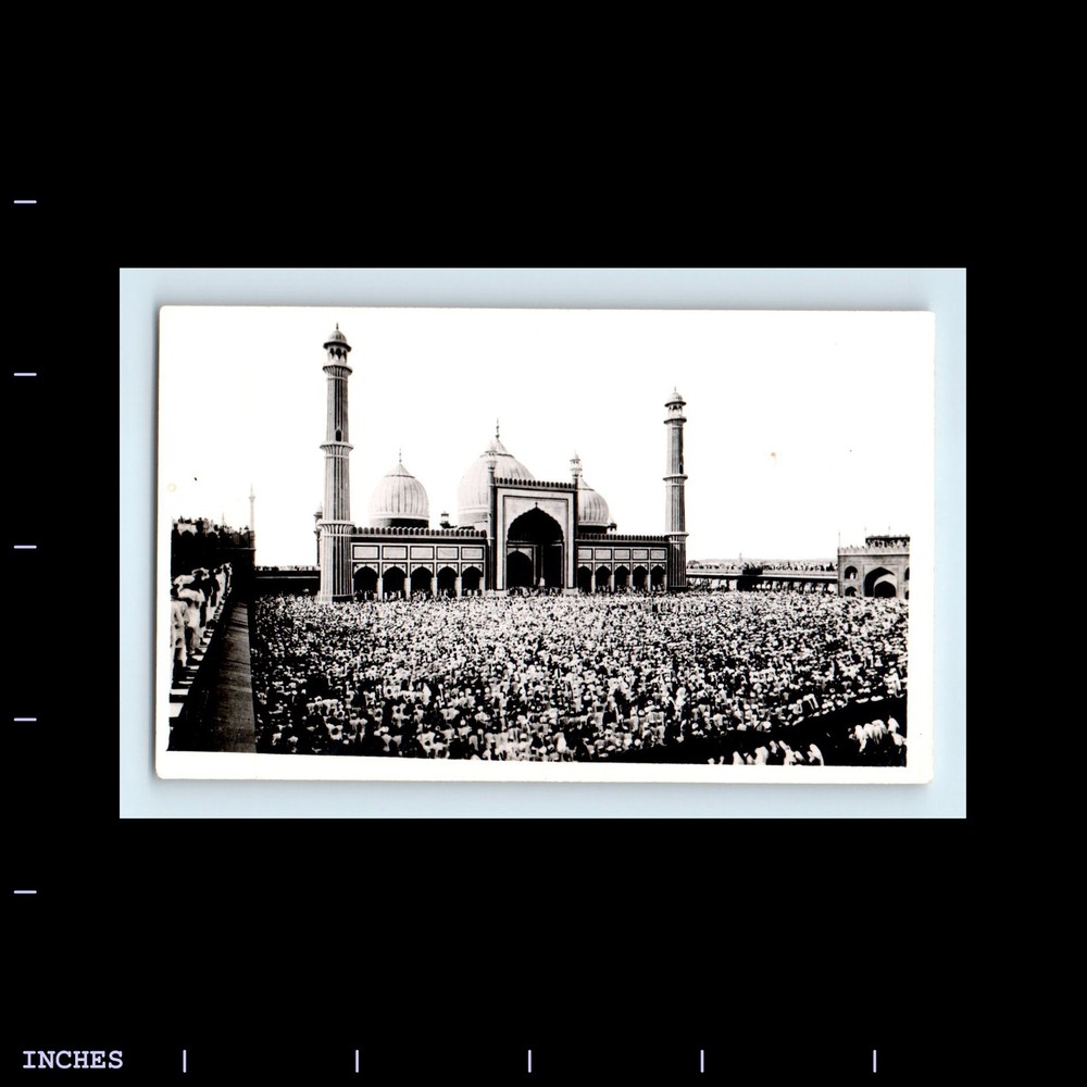 Old Vintage Photo DELHI INDIA MOSQUE WORSHIPPERS