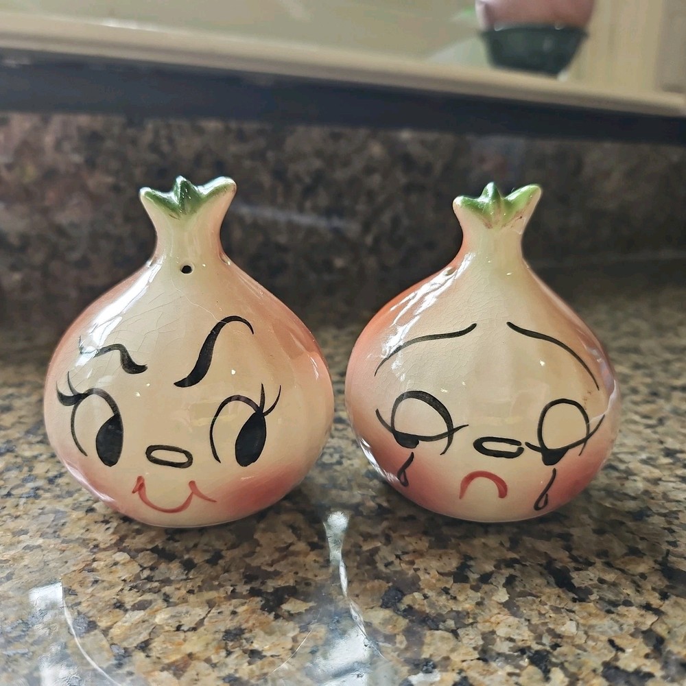 Vtg Anthropomorphic Onion Deforest Of California Salt & Pepper Shaker Set