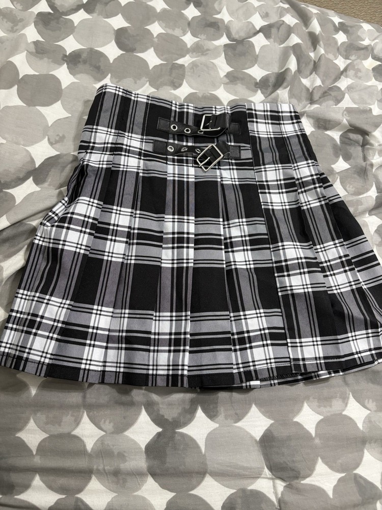 No Boundaries Juniors Pleated Skirt SMALL (3-5) Black Plaid