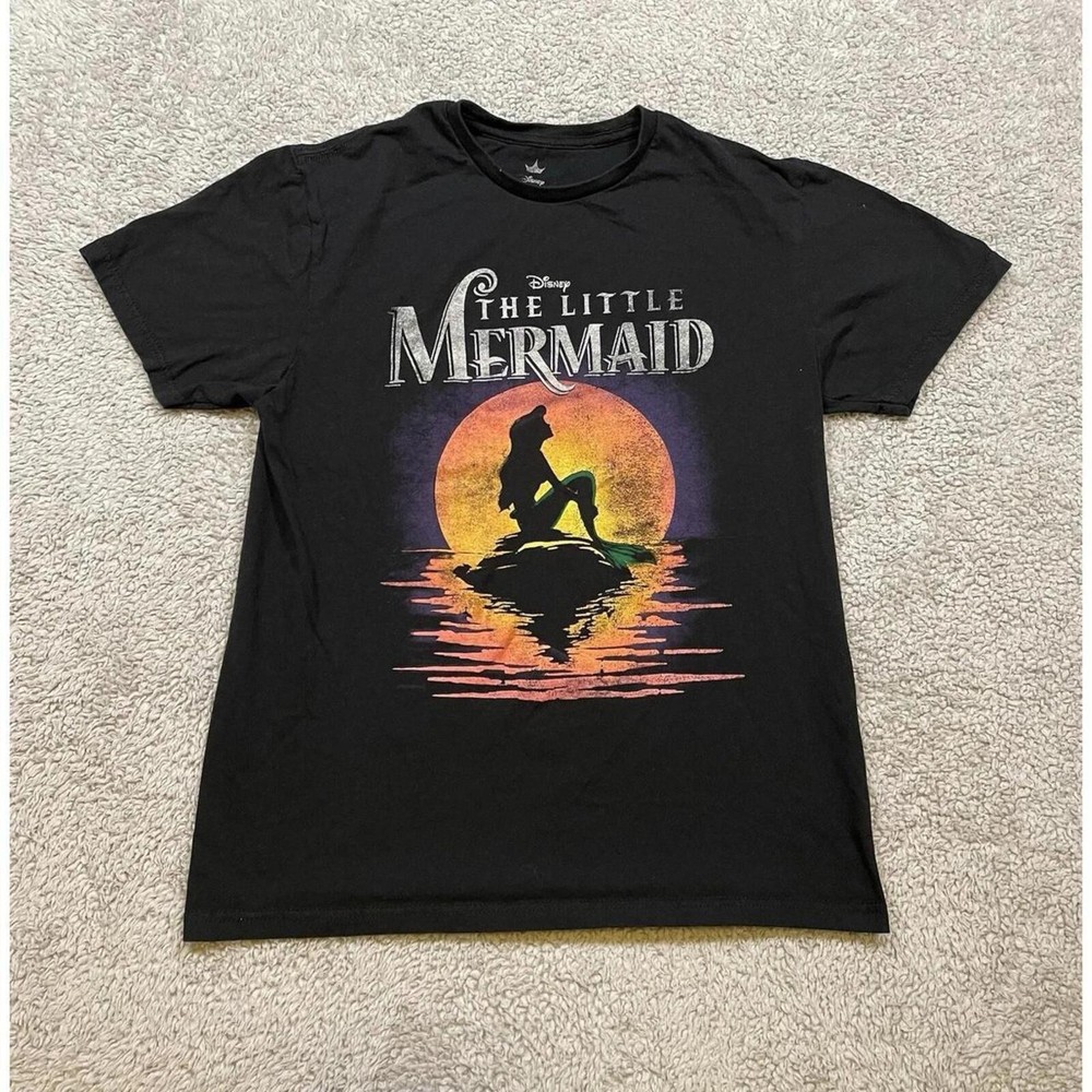 Vintage Disney The Little Mermaid T-Shirt Women's Medium Black  Ariel Sunset