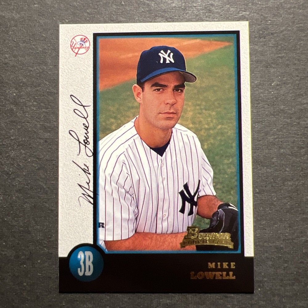 1998 Bowman - Mike Lowell #85 (RC)