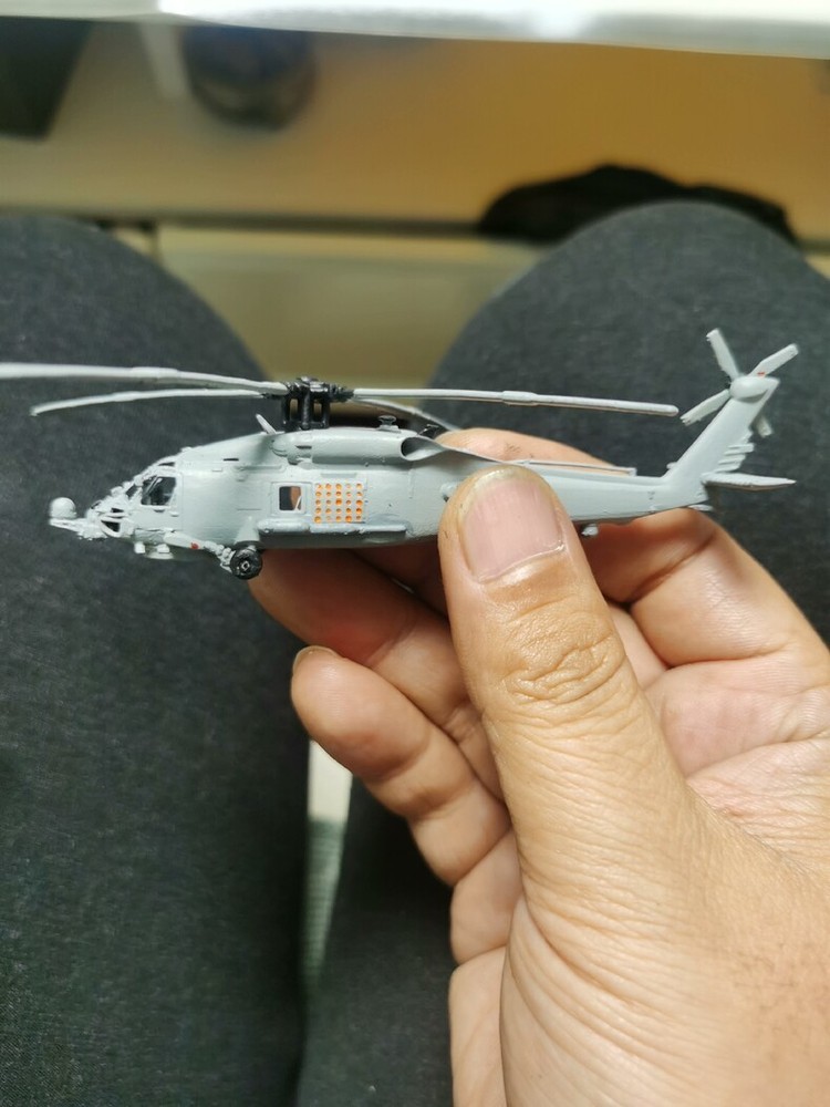 3D Printed Model 1/144 US Sikorsky SH-60B Shipborne Helicopters Finished Model