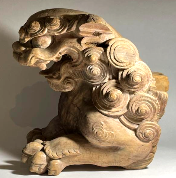 Wooden 13.7 in Statue Lion Foo Dog Japanese 16Th C Antique Temple Altar Figurine