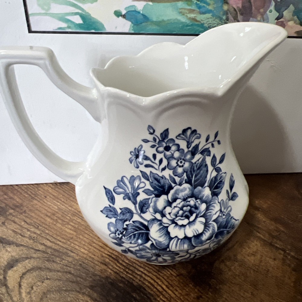 Royal Staffordshire Avondale J&G Meakin England Blue Flower Pitcher/Creamer 5”