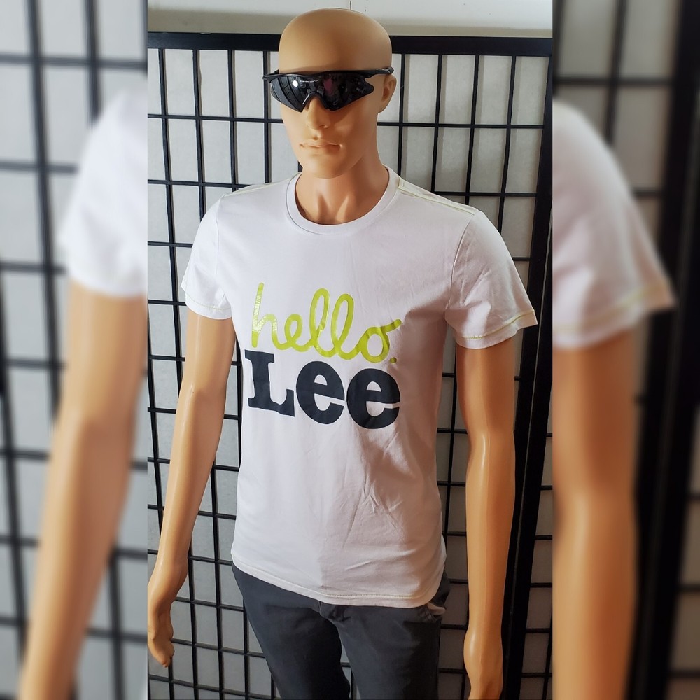 Lee Tshirt Men's Short Sleeve Crew Neck Size M White Iconic Name Logo