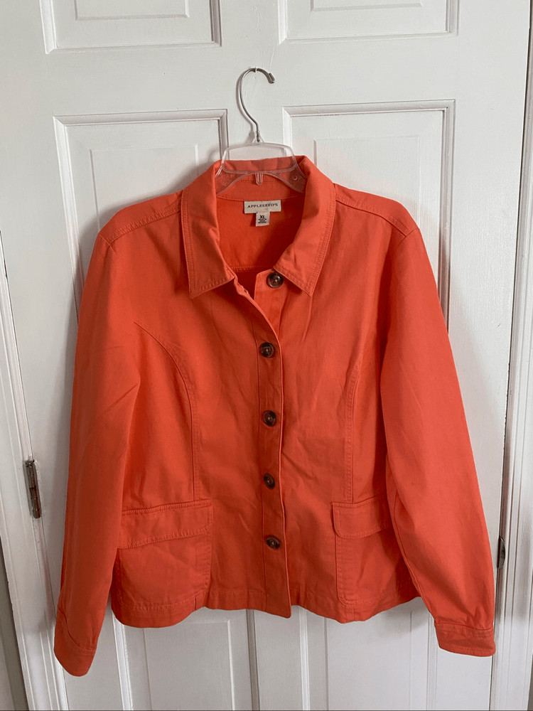 Appleseed’s coral button up denim jacket size XL
