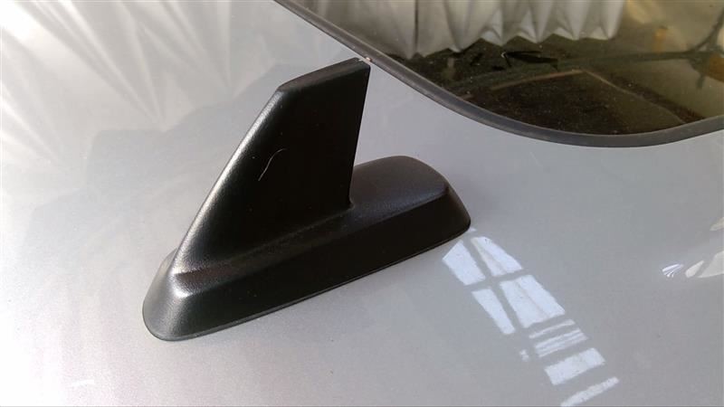 2011 SUBURBN15 Replacement Antenna Part 324232