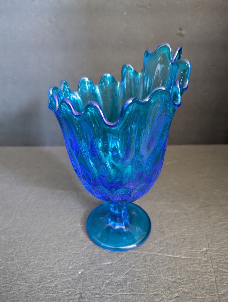 Vtg Fenton Art Glass Colonial Blue Thumbprint Handkerchief Swung Pedestal Vase